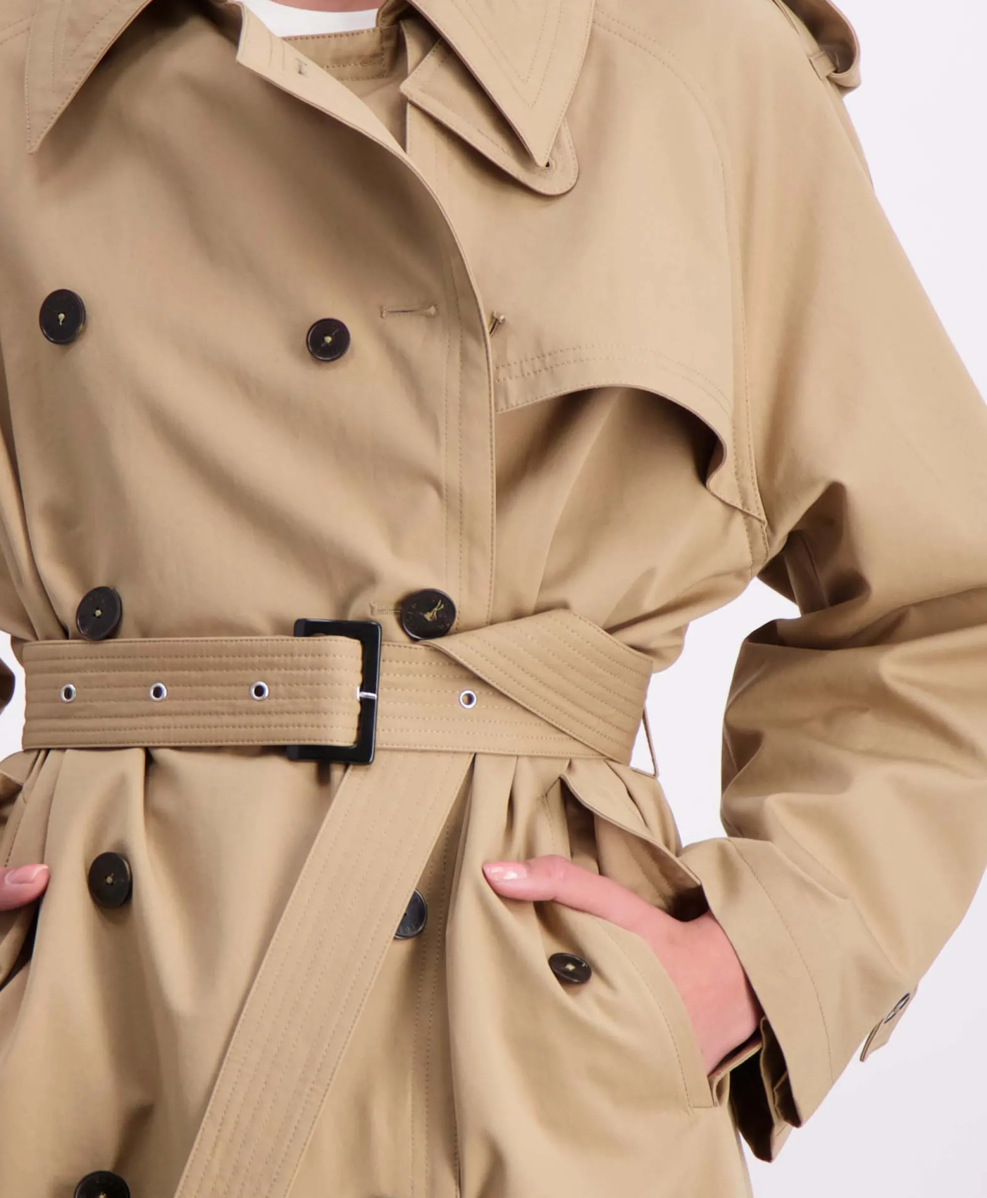 Closed Trenchcoat Trench Coat Bruin