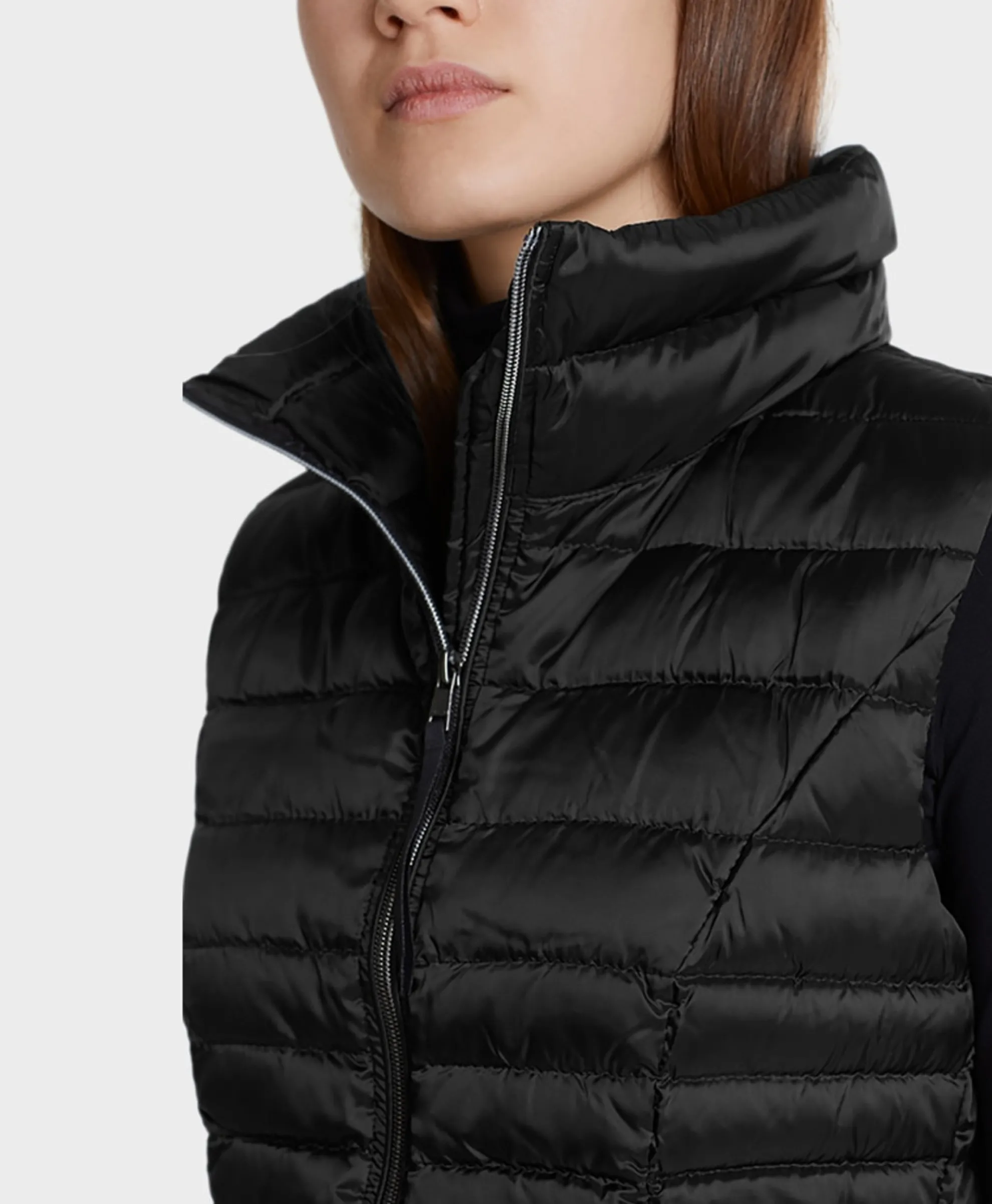 Marccain Essentials Vest +E 37.15 W11 Zwart