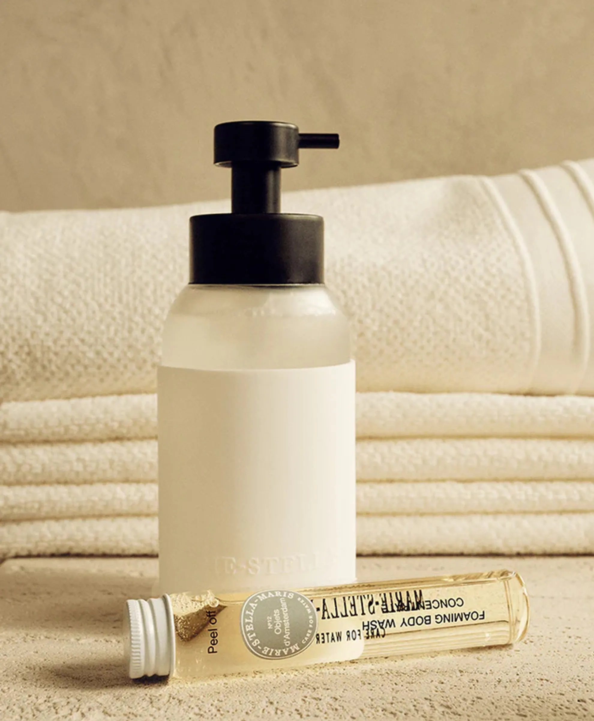 Marie-Stella-Maris Body Foamer Concentrate Objets D'Amste Diversen